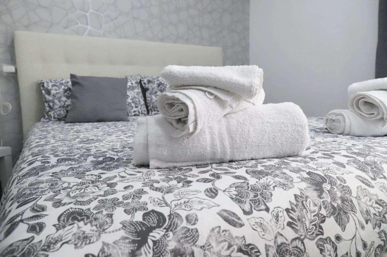 Suite Nicolai 165 Бари Екстериор снимка