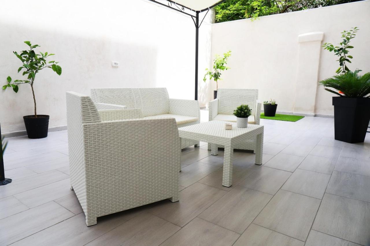 Suite Nicolai 165 Бари Екстериор снимка