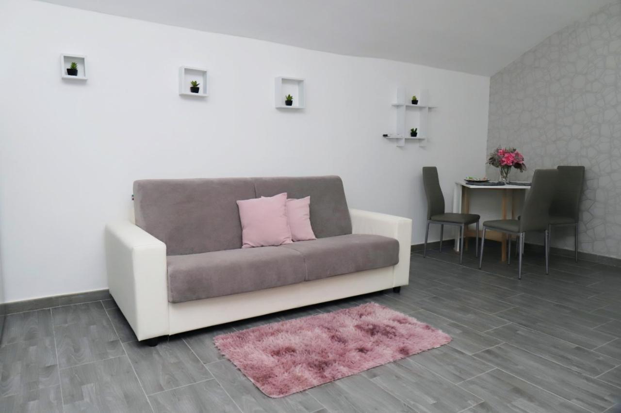 Suite Nicolai 165 Бари Екстериор снимка