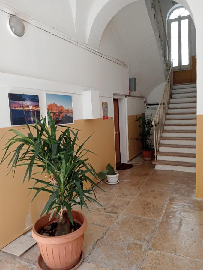 Suite Nicolai 165 Бари Екстериор снимка